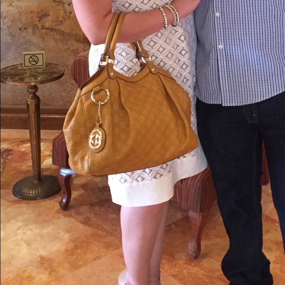 Authentic Gucci Handbag - Picture 8 of 8